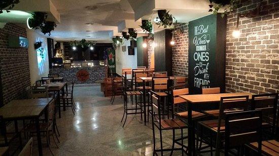 Amalur Cafe Bar