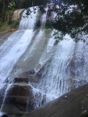 Cascada La Vieja